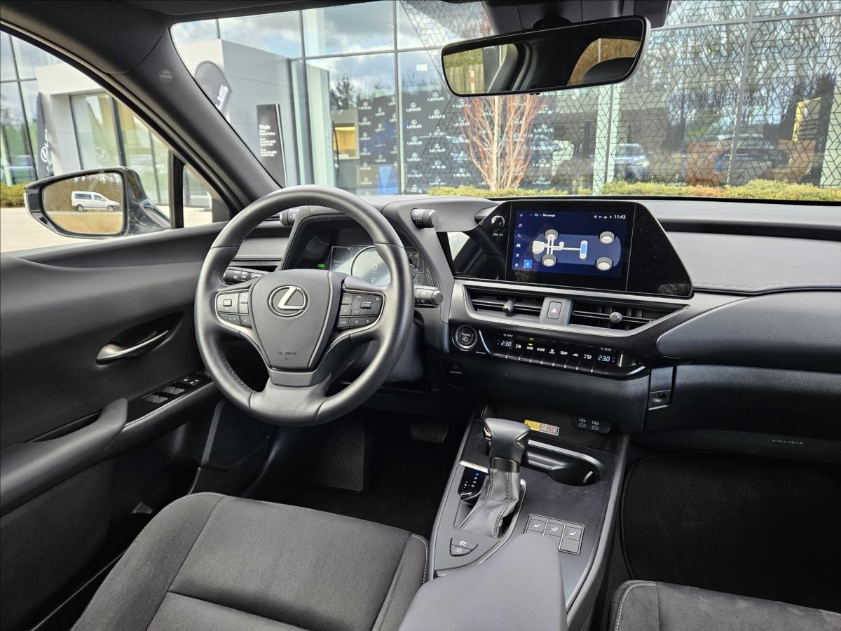 Lexus UX 250h