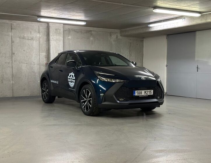 Toyota C-HR Hatchback 1,8 l 90 kw