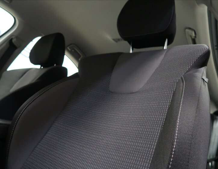 Škoda Octavia Liftback 2,0 l 85 kw