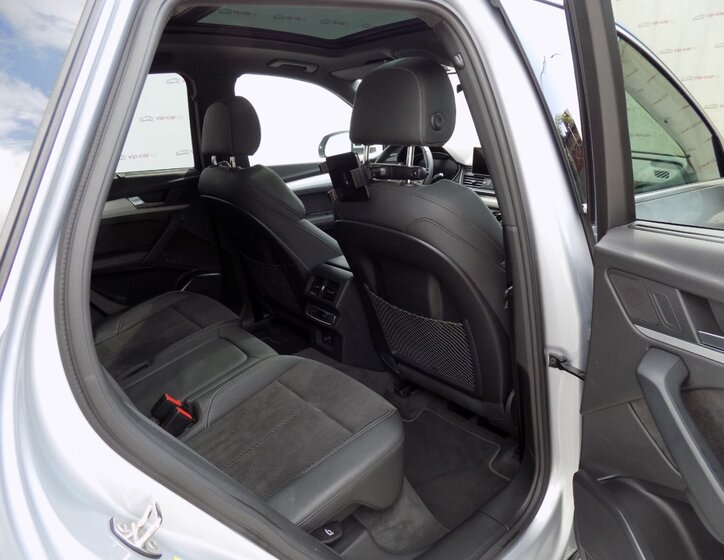 Audi Q5 SUV 2,0 l 140 kw