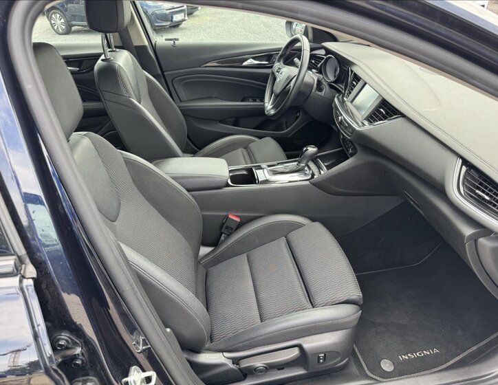 Opel Insignia Kombi 1,5 l 121 kw