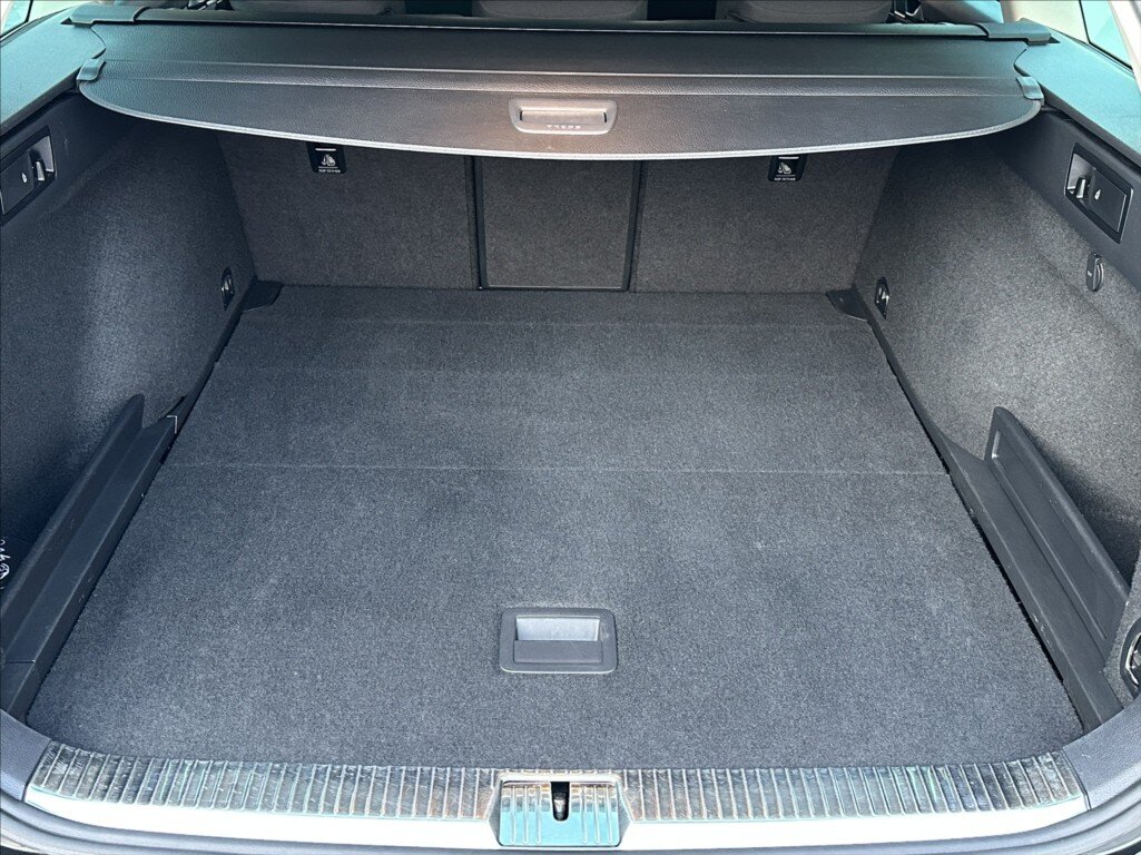 Volkswagen Passat Kombi 1,4 l 110 kw