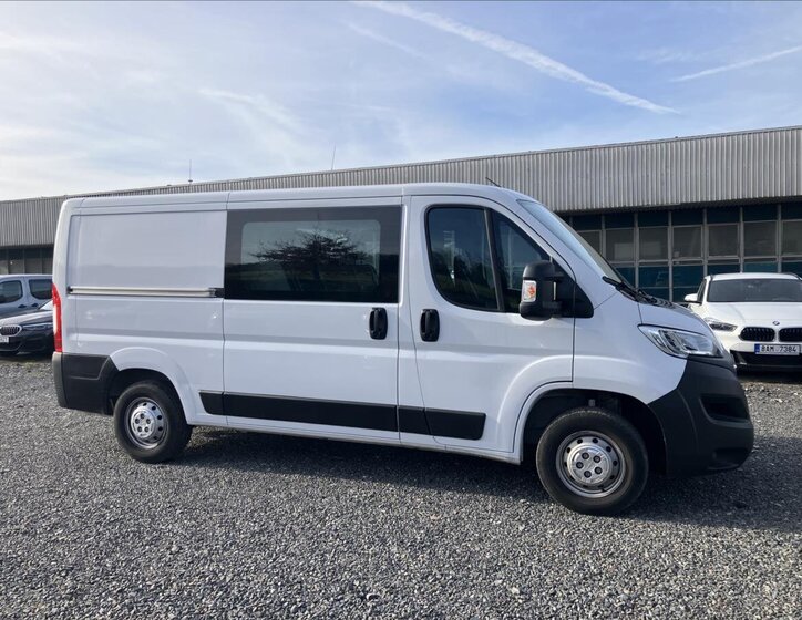 Opel Movano Skříň 2,2 l 103 kw