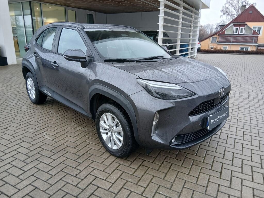 Toyota Yaris Cross SUV 1,5 l 68 kw