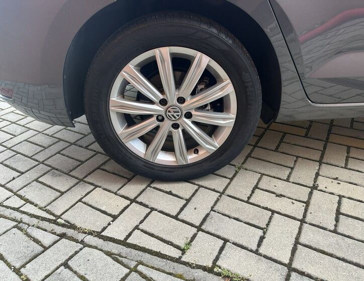 Volkswagen Touran 27