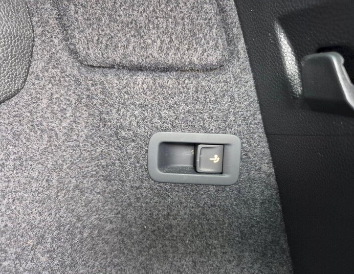 Škoda Karoq SUV / Terénní 1,5 l 110 kw