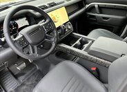 Land Rover Defender SUV 4,4 l 467 kw