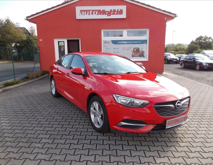 Opel Insignia 1