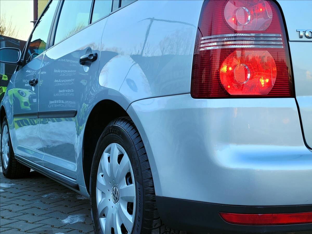 Volkswagen Touran MPV 1,9 l 77 kw