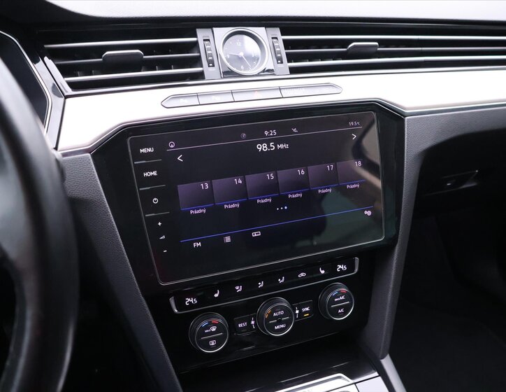 Volkswagen Passat Kombi 2,0 l 110 kw