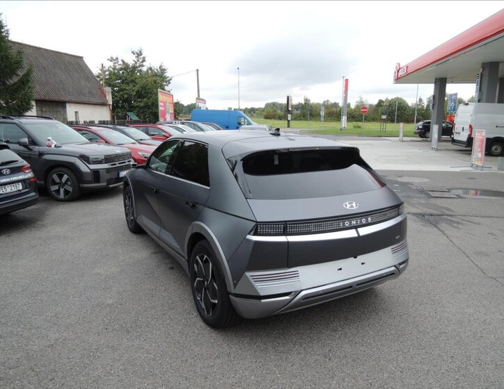 Hyundai Ioniq 5 SUV / Terénní 1,0 239 kw