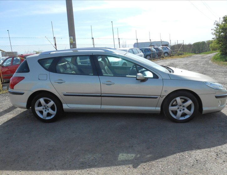 Peugeot 407 Kombi 2,2 l 120 kw