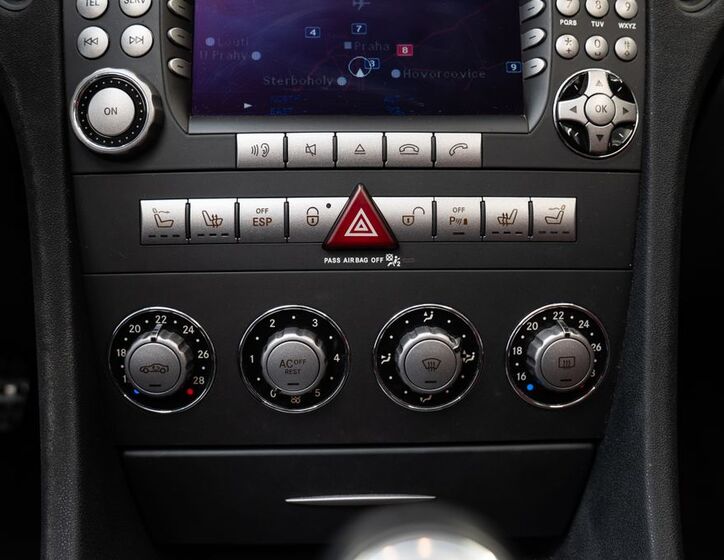 Mercedes-Benz SLK 11