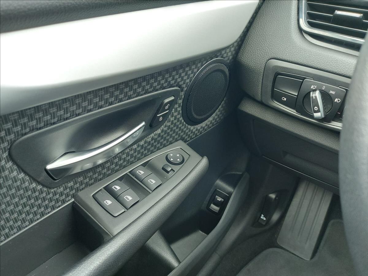 BMW Řada 2 MPV 1,5 l 80 kw
