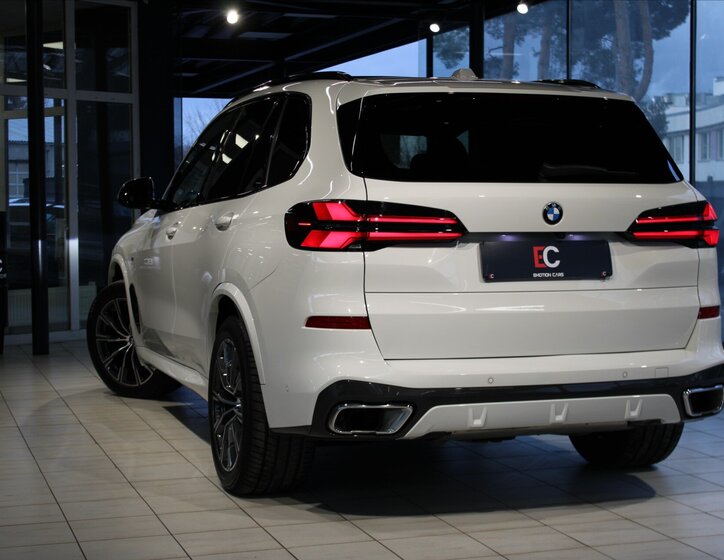 BMW X5 Kombi 3,0 l 210 kw