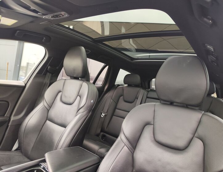 Volvo V60 Kombi 2,0 l 240 kw