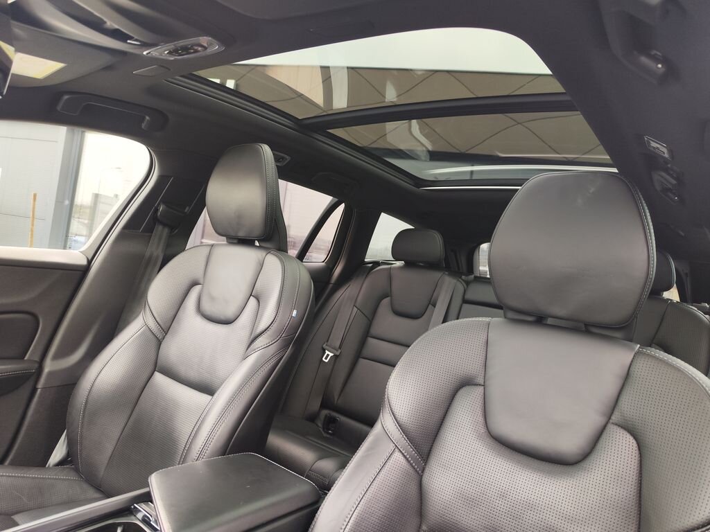 Volvo V60 Kombi 2,0 l 240 kw