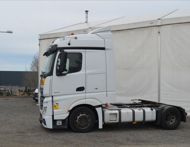 Mercedes-Benz Ostatní Ostatní 0,0 330 kw