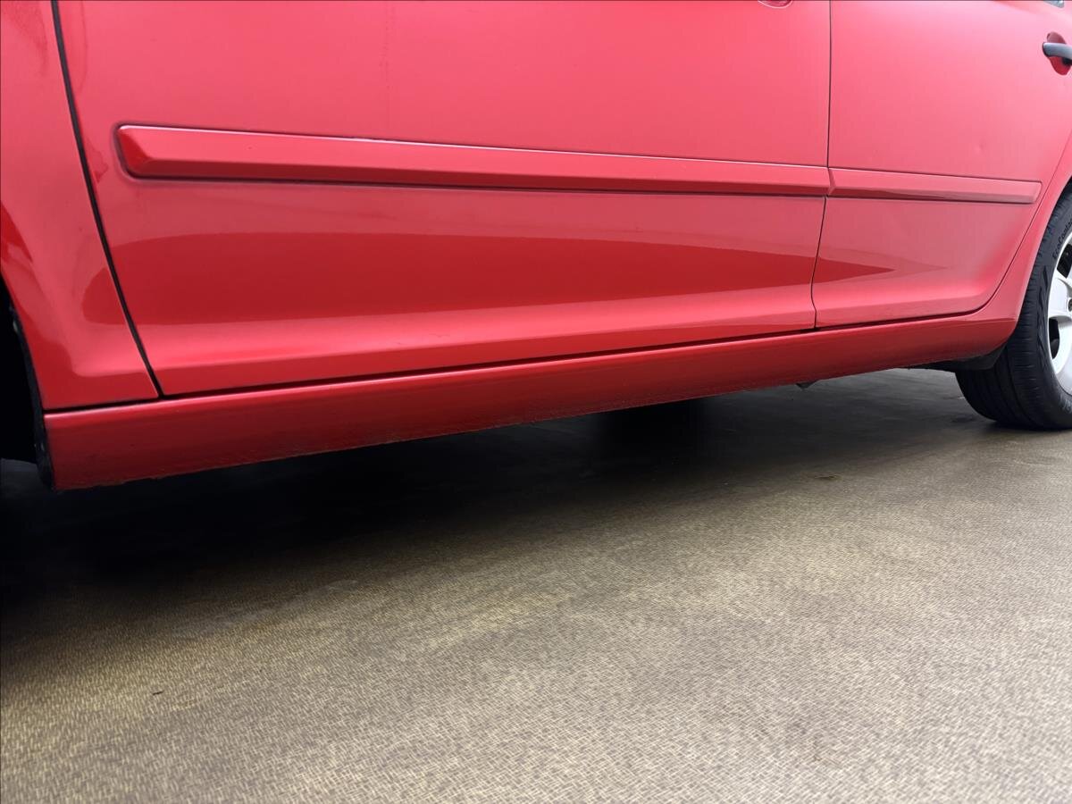 Škoda Octavia Sedan / Limuzína 1,4 l 59 kw