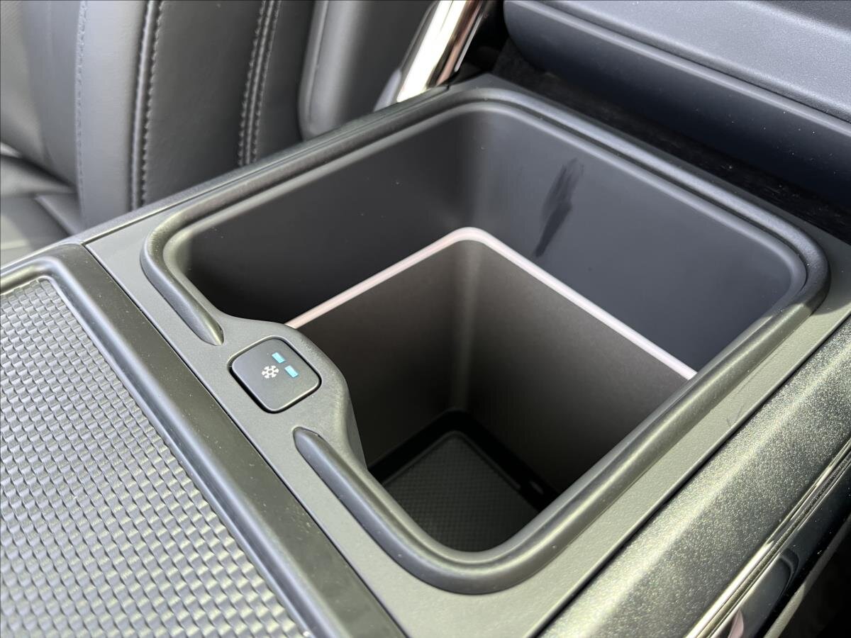 Land Rover Range Rover Sport SUV 3,0 l 221 kw