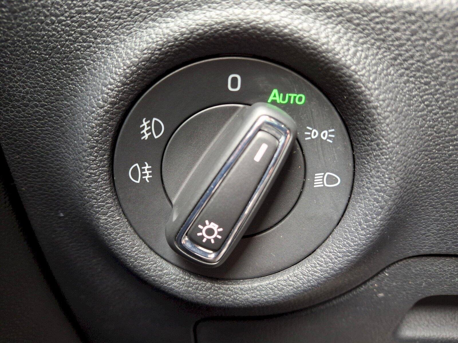 Škoda Scala Hatchback 1,5 l 110 kw