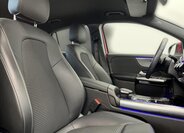 Mercedes-Benz GLA SUV 1,3 l 120 kw