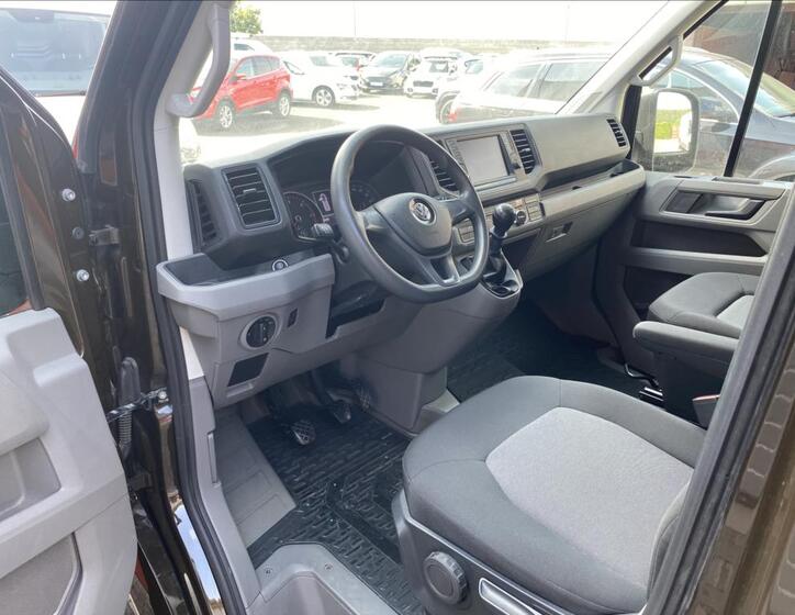 Volkswagen Crafter 10
