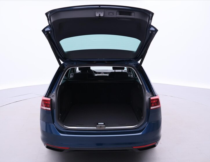 Volkswagen Passat Kombi 2,0 l 110 kw