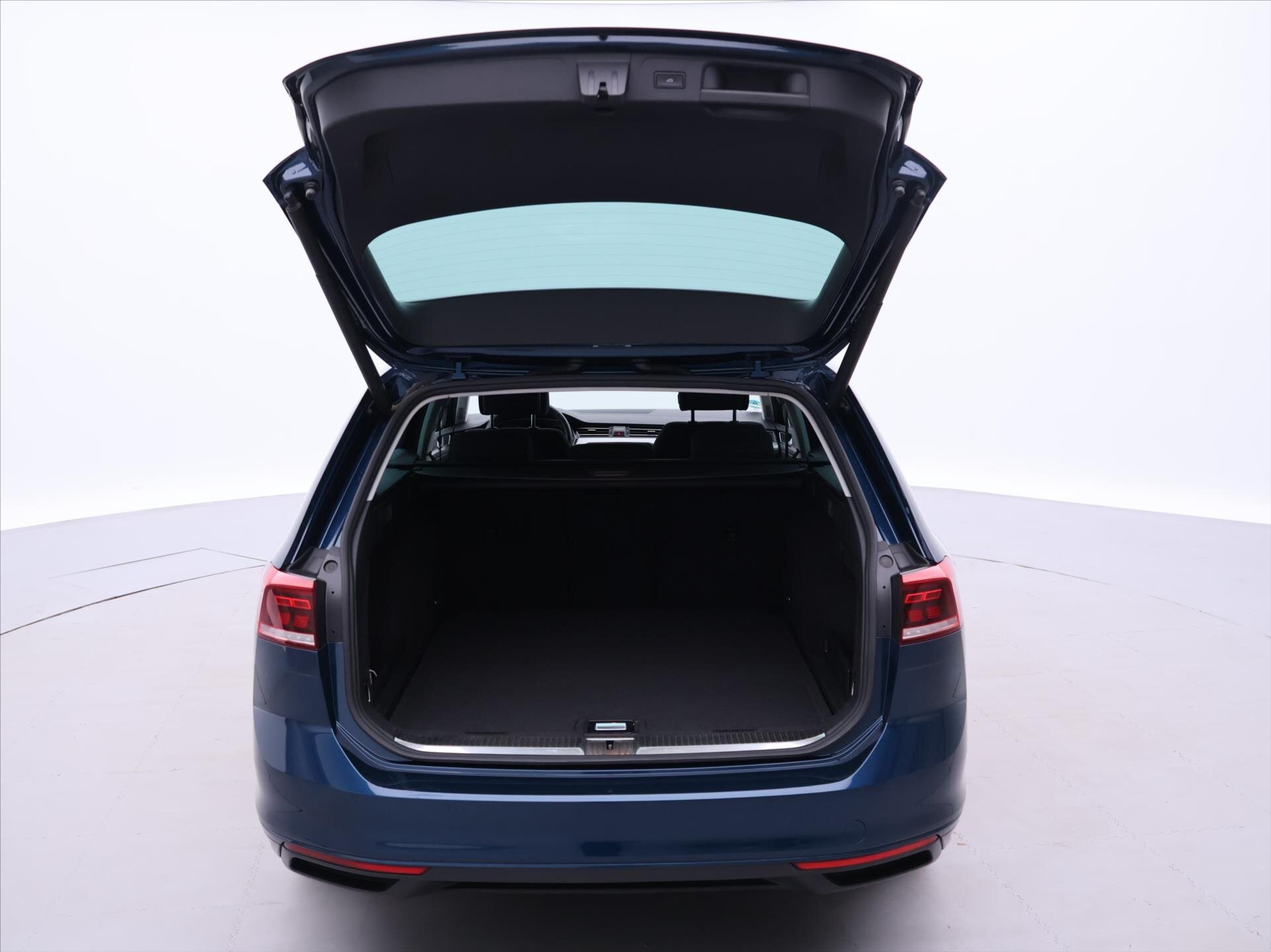 Volkswagen Passat Kombi 2,0 l 110 kw