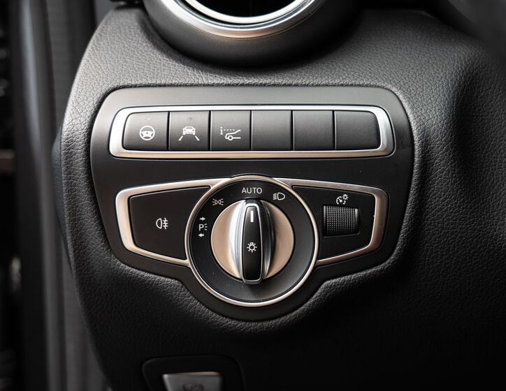 Mercedes-Benz Třídy C 16