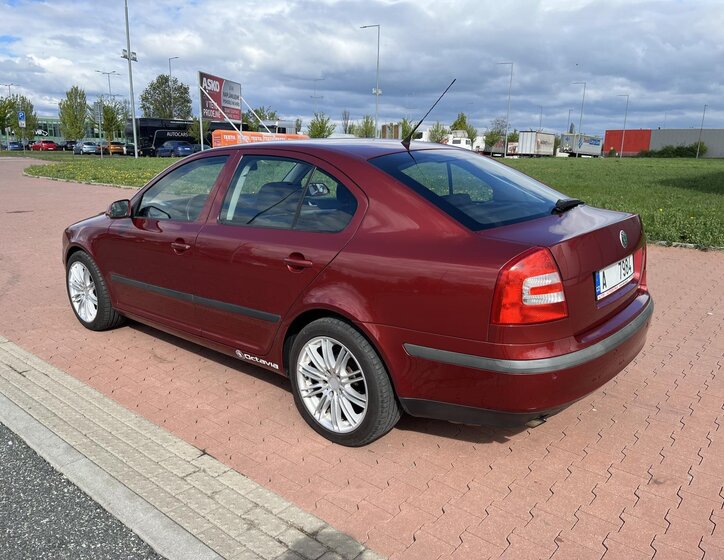Škoda Octavia Hatchback 1,6 l 75 kw