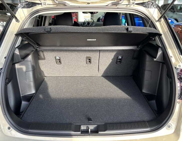 Suzuki Vitara SUV / Terénní 1,4 l 81 kw