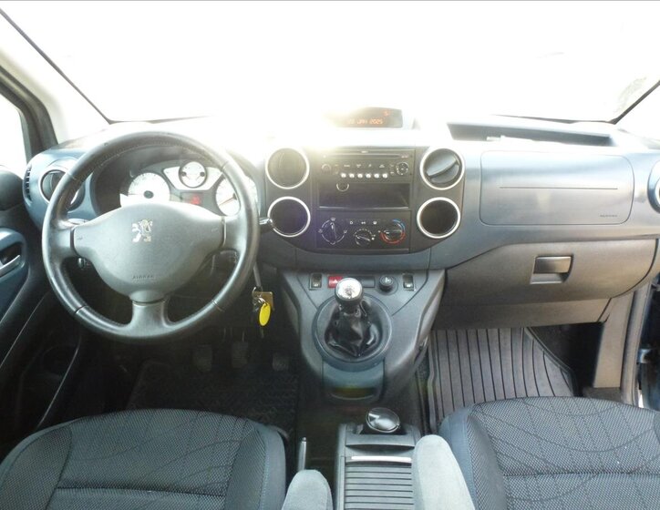 Peugeot Partner Tepee Kombi 1,6 l 68 kw