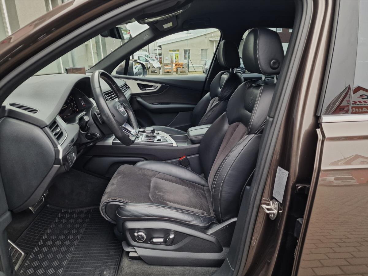 Audi Q7 SUV / Terénní 3,0 l 210 kw