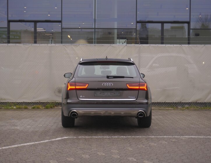 Audi A6 Allroad 4