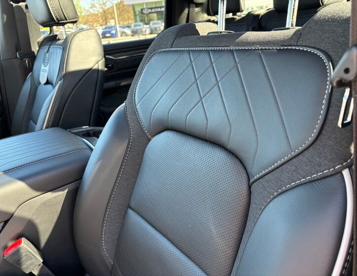 Dodge RAM Pick-up 3,0 l 403 kw