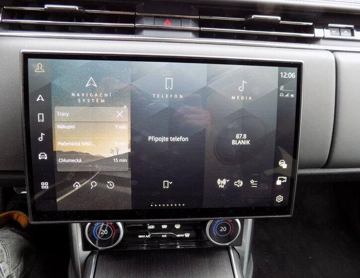 Land Rover Range Rover SUV 4,4 l 390 kw