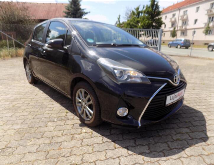 Toyota Yaris 9