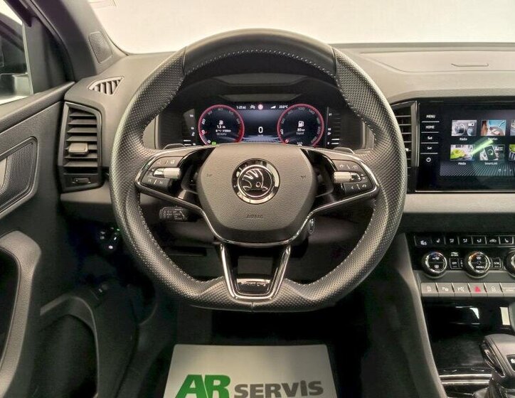 Škoda Karoq SUV / Terénní 1,5 l 110 kw
