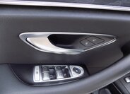 Mercedes-Benz Třídy E 25