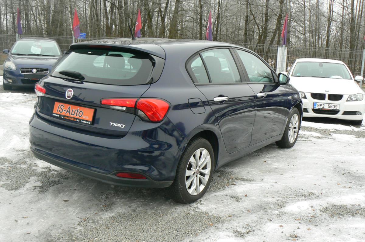 Fiat Tipo Hatchback 1,2 l 70 kw