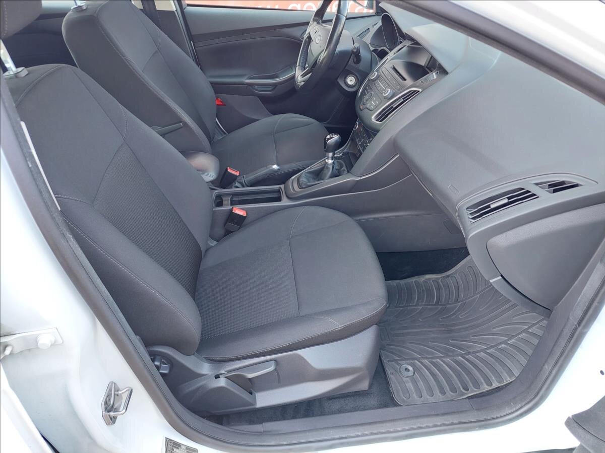 Ford Focus Kombi 1,5 l 77 kw