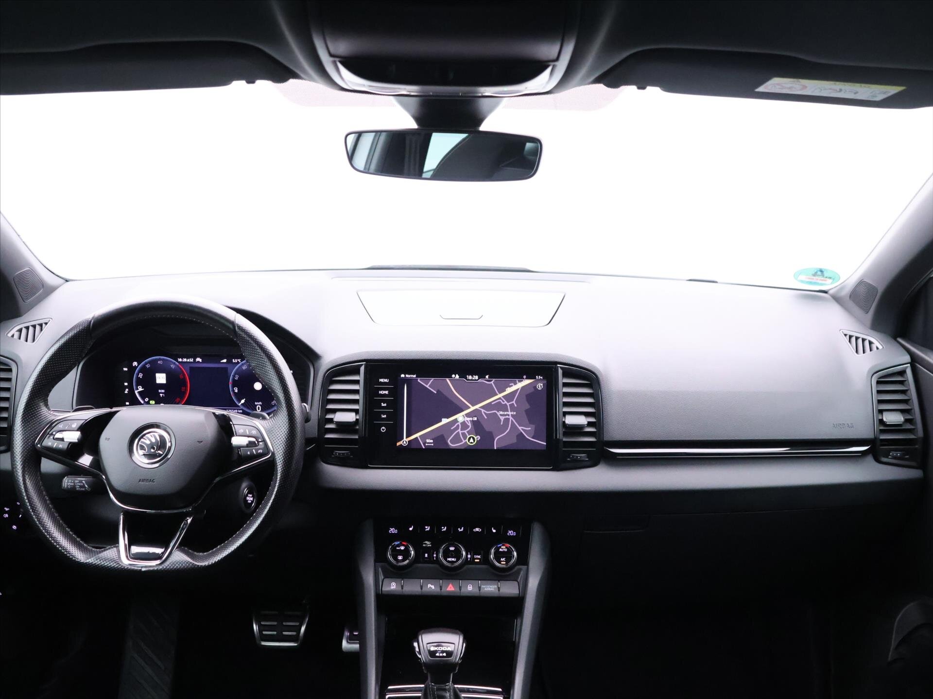 Škoda Karoq SUV / Terénní 2,0 l 110 kw