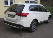 Mitsubishi Outlander SUV / Terénní 2,3 l 110 kw