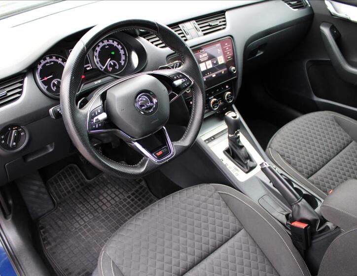 Škoda Octavia 16