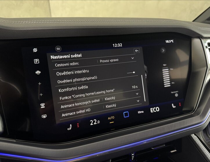 Volkswagen Touareg SUV / Terénní 3,0 l 170 kw