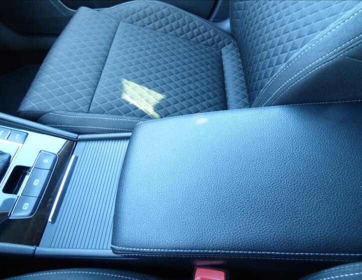 Škoda Superb Kombi 2,0 l 110 kw