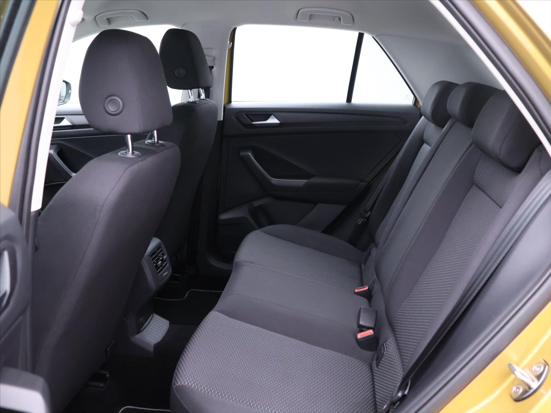 Volkswagen T-Roc SUV / Terénní 999,0 85 kw