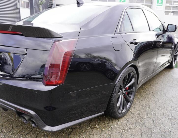 Cadillac CTS 12