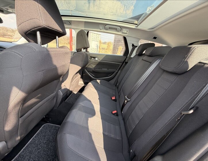 Peugeot 308 Kombi 2,0 l 110 kw